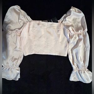 Forever 21 Ladies Crop Top Size Large color soft pink. New with Tags!🥰